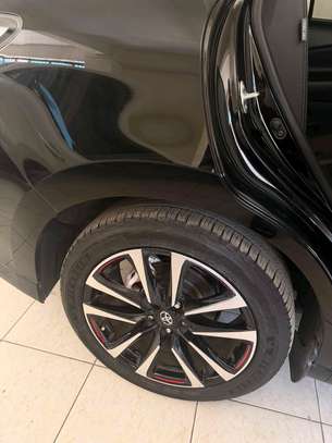 Toyota Harrier GR black 2019 image 5
