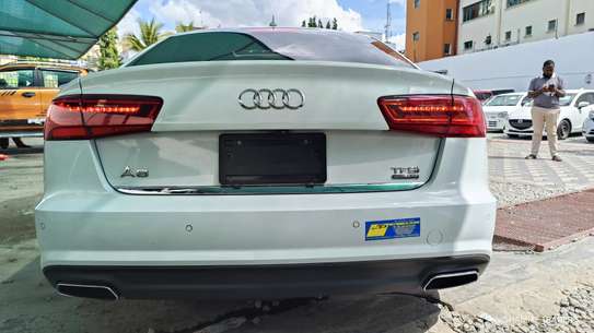 Audi A6 TFSI Quattro Sunroof White 2018 image 12