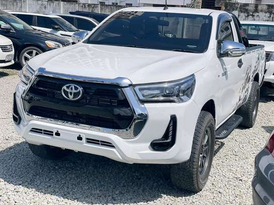 TOYOTA HILUX SINGLE CAB MANUAL 2019MODEL image 3