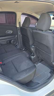 HONDA VEZEL NORMAL 2015MODEL image 7