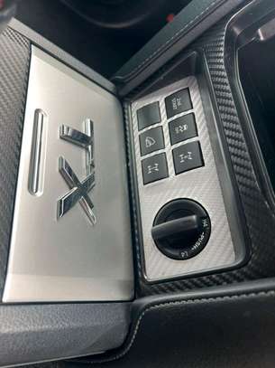 TOYOTA LANDCRUISER PRADO TX.L 2019MODEL SUNROOF DIESEL image 6