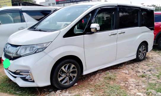 Honda spenda stepwagon image 4