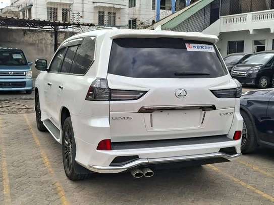 Lexus LX570 White 2019 Sport image 10