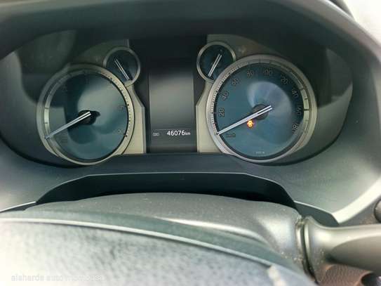Toyota Landcruiser TZG image 5