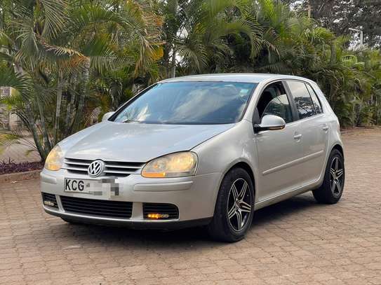 VW Golf image 2