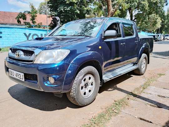 TOYOTA HILUX DOUBLE CAB MANUAL 4WD OPTIONAL 2006 MODEL image 3