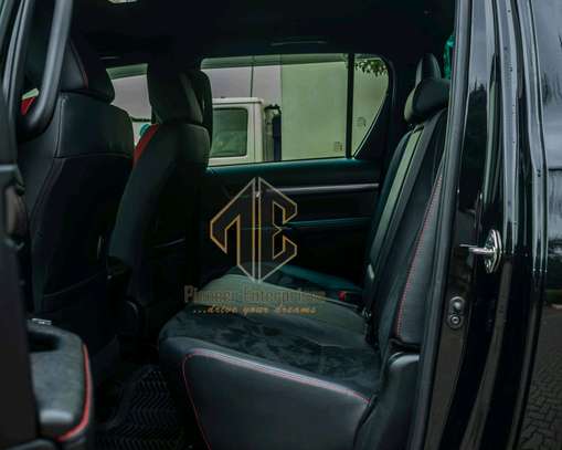 2022 Toyota Hilux GR SPORT image 7