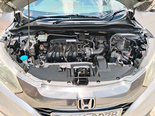 HONDA VEZEL HYBRID 2016 MODEL.. image 13