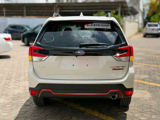 Subaru forester xbreak image 2