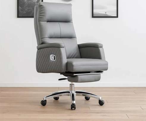 Office Chair: Gray Leatherette Upholstered Office Seat image 4