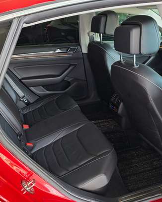 Volkswagen Arteon image 6