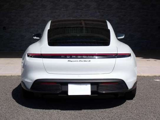 2021 PORSCHE TAYCAN TURBO S image 9