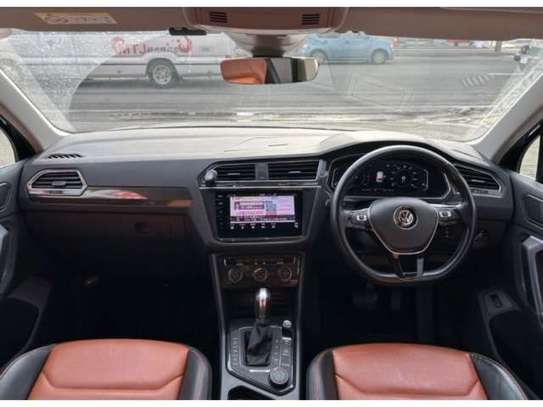2019 VOLKSWAGEN TIGUAN TDI 4MOTION HIGHLINE 4WD image 2