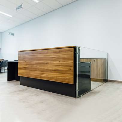Reception Table: Modern Reception Office Table In Rongo image 6