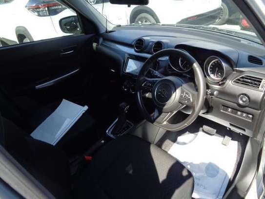 2019 SUZUKI SWIFT XG image 4