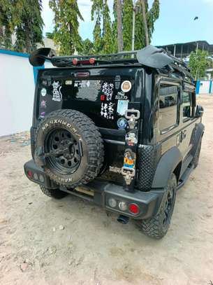 Suzuki jimny sierra image 3