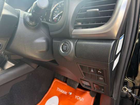 Toyota hilux 2021 image 4