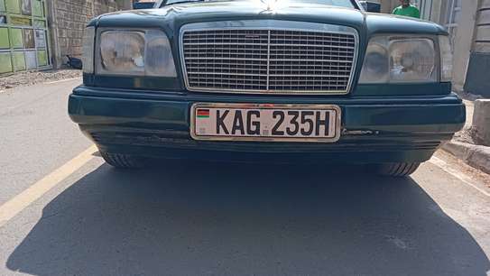 Mercedes Benz E-Class E220 Used image 7