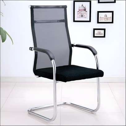 Ergonomic Mid Back Office Chair image 3