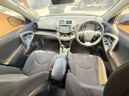 Toyota Rav4 KDB image 8