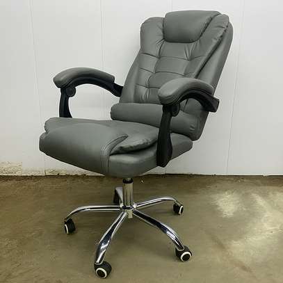 Office chair: Gray swivel executive office chair image 2