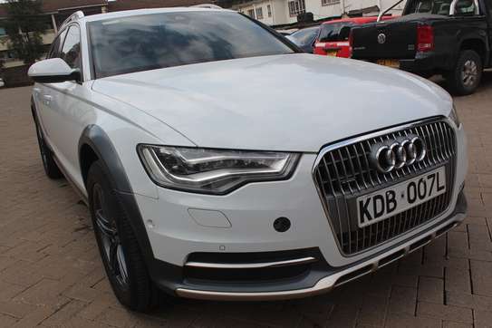 Audi A6 All Road Quattro, 2013, 80,000 Kms image 2