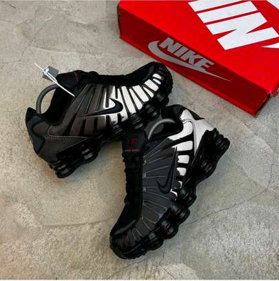 Men's Nike Shox image 7