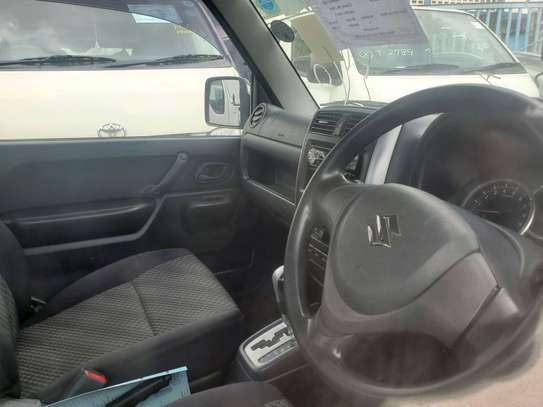 Suzuki jimny image 4