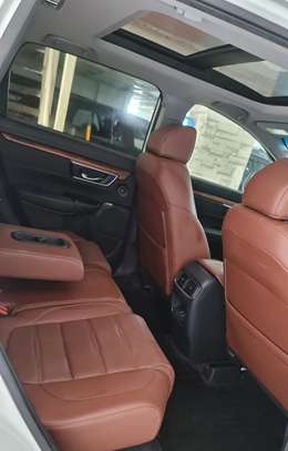 Honda CR-V image 8