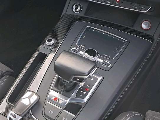 AUDI Q5S QUATTRO Sunroof Silver 2018 image 10