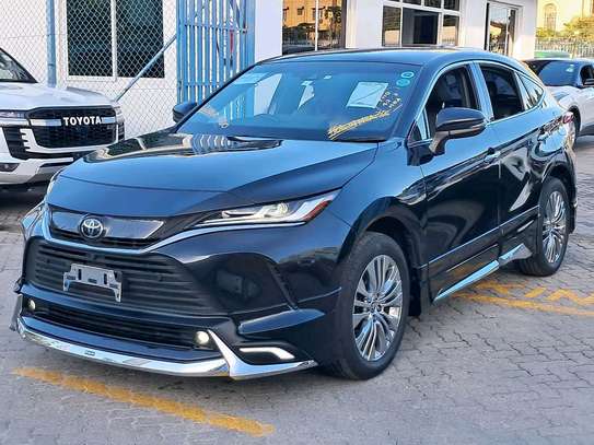 Toyota Harrier Black Sunroof 2021 image 2