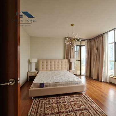 Furnished 3 Bed Apartment with En Suite at Parklands Road image 12