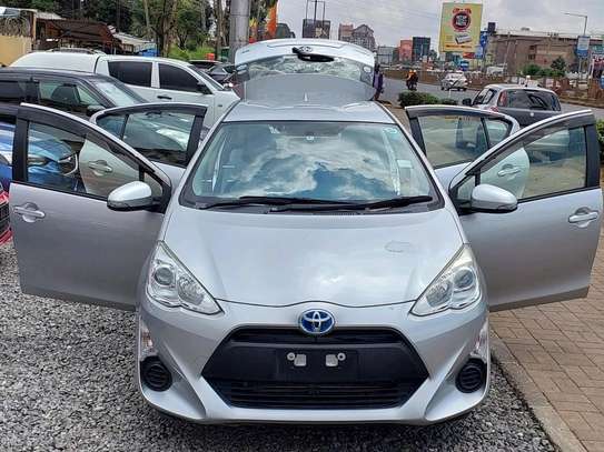 Toyota  Aqua silver Color 2018 model fully loaded image 6