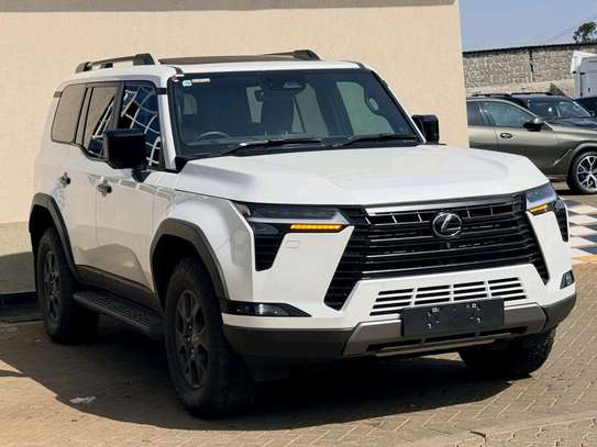 2024 Lexus GX550 image 13