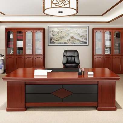 Office Desks: Executive Mahogany Home Office Desk 1600mm image 5