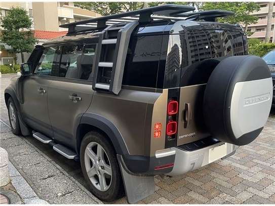 2020 LAND ROVER DEFENDER 110 Loan Edition image 8