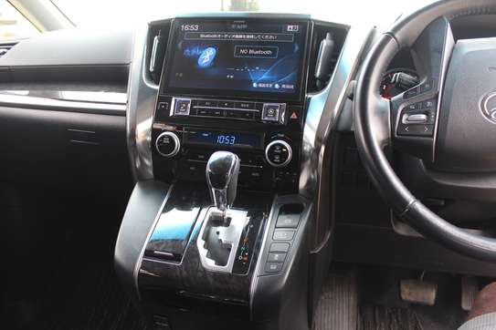 Toyota Vellfire 2.5 Petrol 6 Seater, 2019, 59,000 Kms image 6