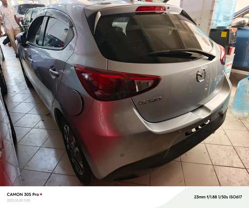 Mazda Demio XDL diesel image 7