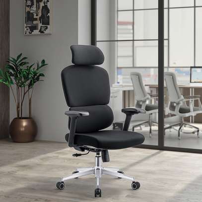 Office Chair: Black Fabric Office Chair In Mosobeti image 6