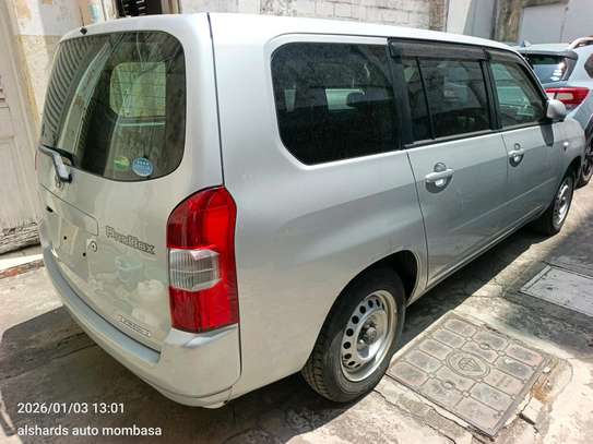 Toyota probox Gl image 6