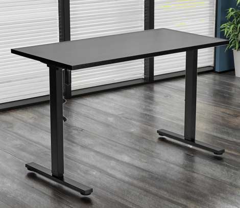 Standing Desk: Black Standing Office Desk In  Vihiga image 8