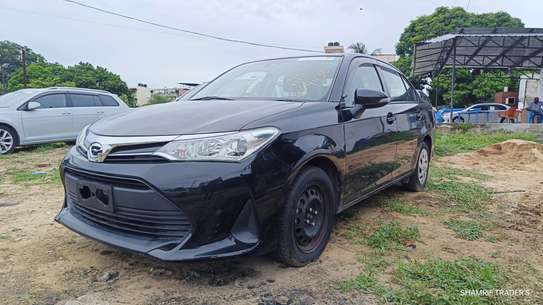 Toyota Corolla Axio Black 2018 2wd image 7