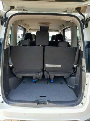 Nissan Serena Highway star⭐️ ⭐️ 💫 ⭐️  hybrid 2018 image 4