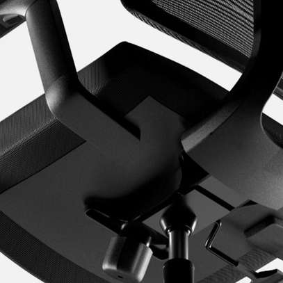 Office Chair: Rolling Office Seat With Lumbar Head & Support image 3