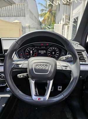 Audi Quattro SQ5 S-Line Grey sunroof 2018 image 7
