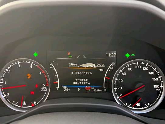 2023 Toyota LandCruiser ZX 300 diesel image 8