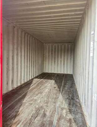 Strong 20ft shipping containers in Kenya. image 2