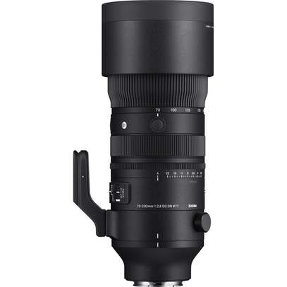 Sigma 70-200mm f/2.8 DG DN OS Sports Lens image 3
