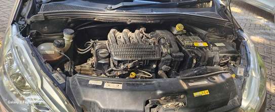 Peugeot 208 Grey Petrol Manual Compact City Car image 5