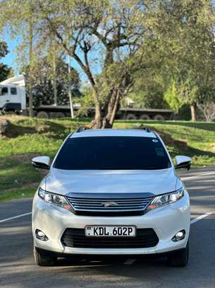 toyota harrieh used non hybrid image 2